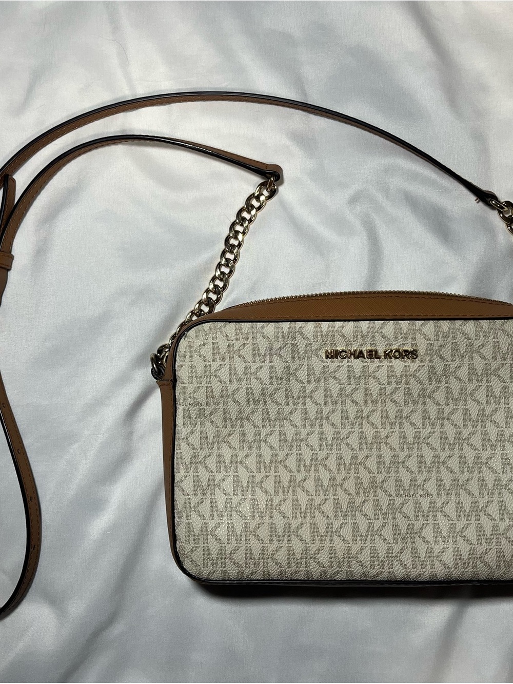 Michael Kors Jet Set Item East West Shoulder Crossbody Bag MK Vanilla/Brown